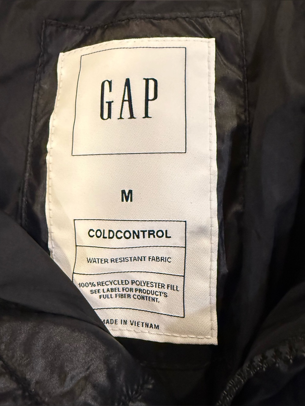 GAP NWT Quilted Puffer Jacket in Black - Picture 2 of 3